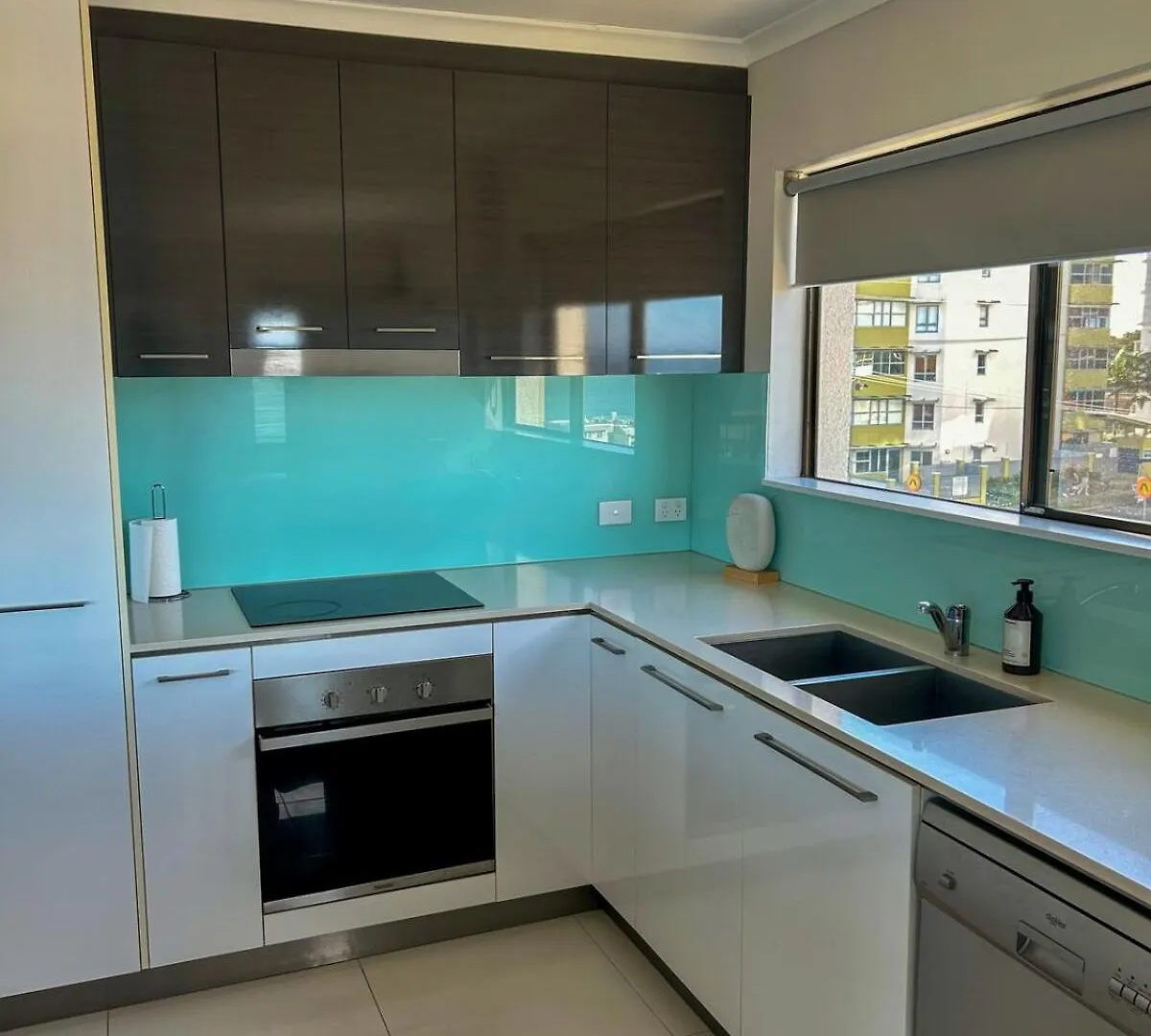 Serene Beachside Apartment Caloundra