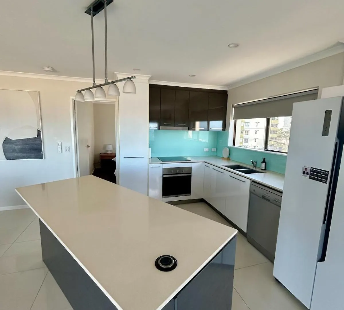 Serene Beachside Apartment Caloundra